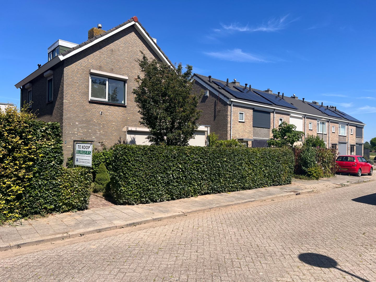 Photo 1 of Wethouder Sandersstraat 1