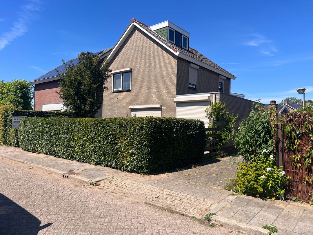 Photo 2 of Wethouder Sandersstraat 1