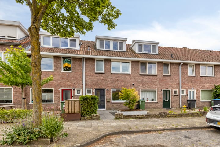 Photo 4 of Bergen op Zoomstraat 29