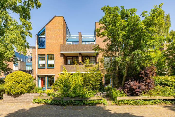 Petrus Campersingel 31-57