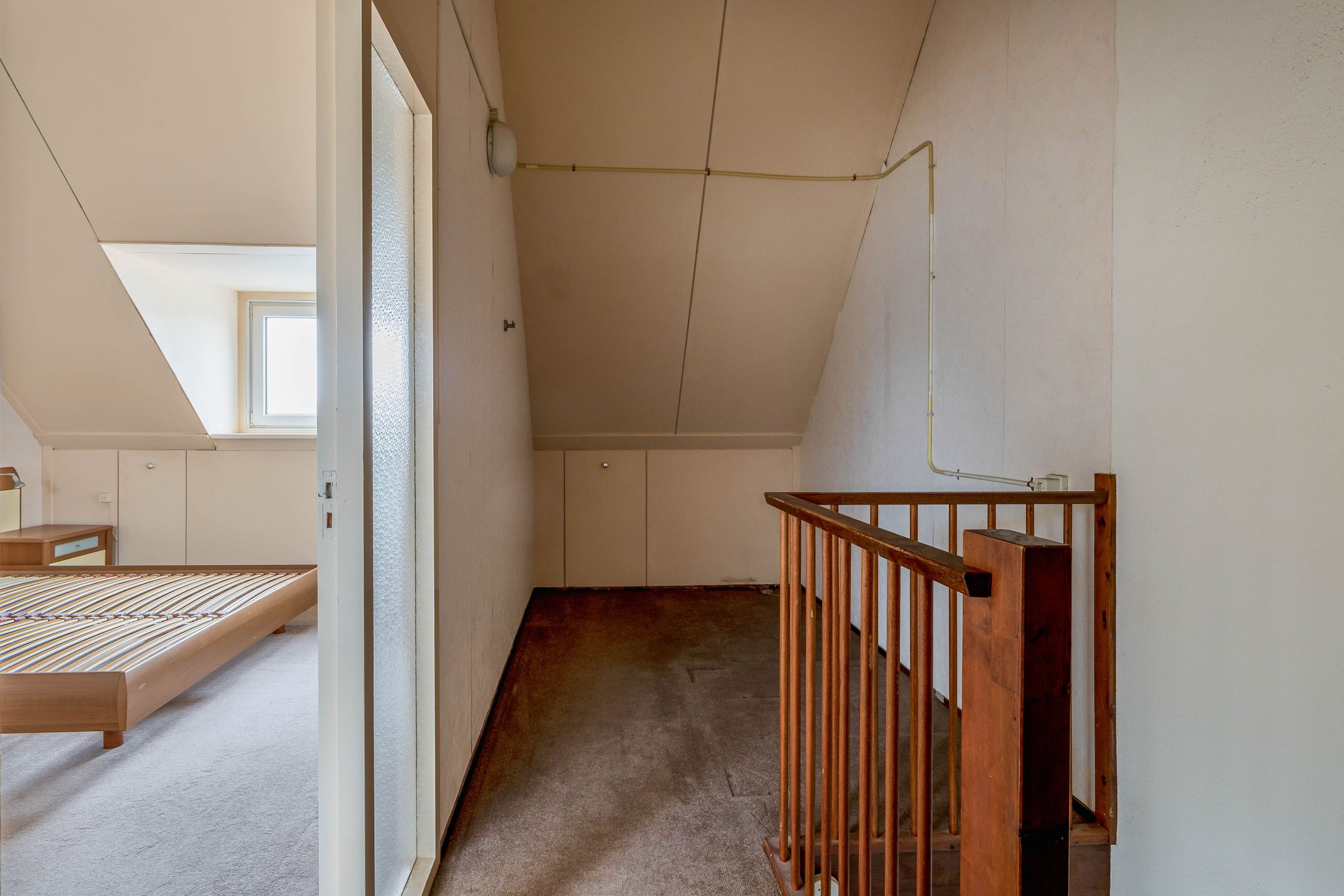 Photo 39 of Kopspoor 4