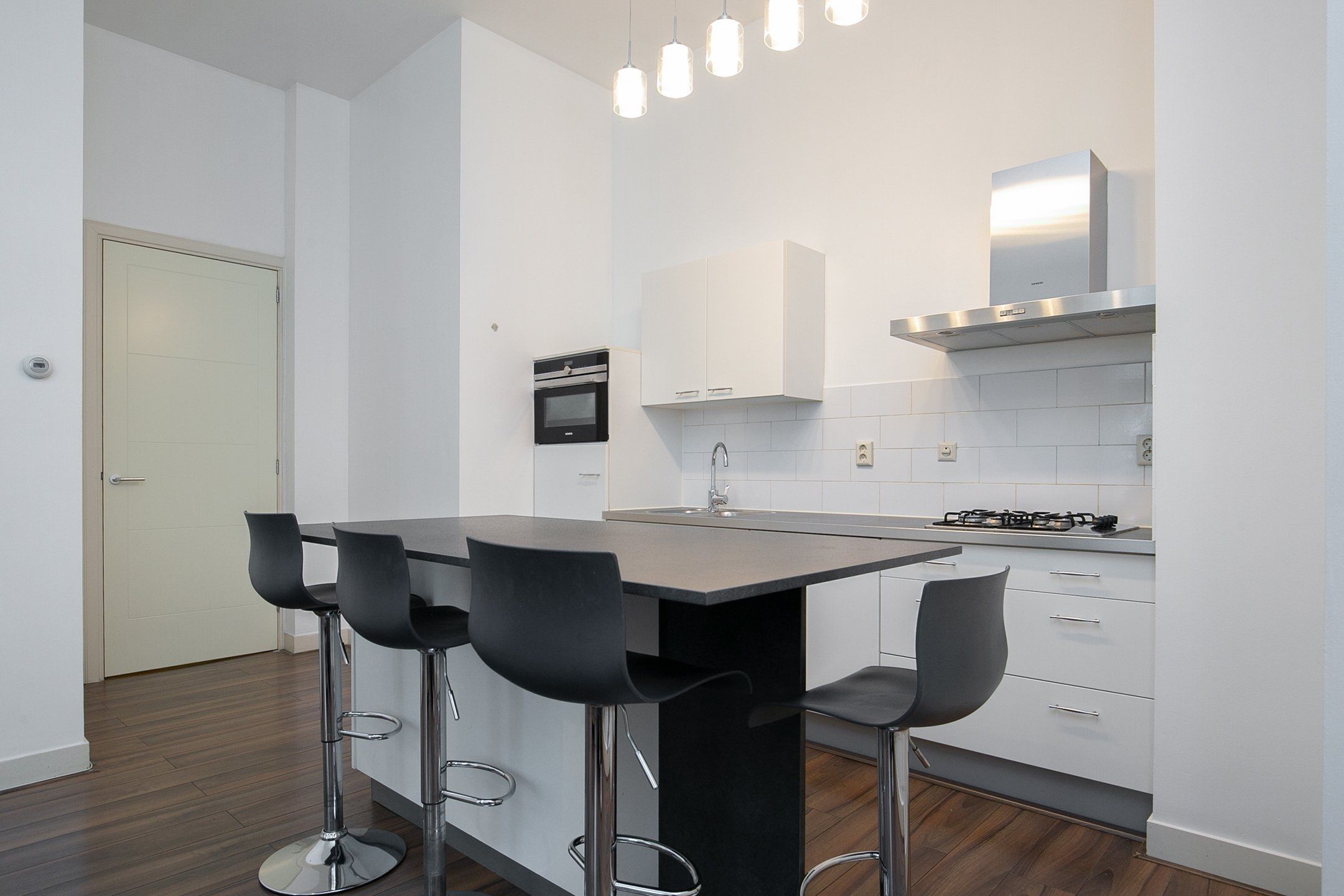 Photo 6 of Gravenstraat 3-F