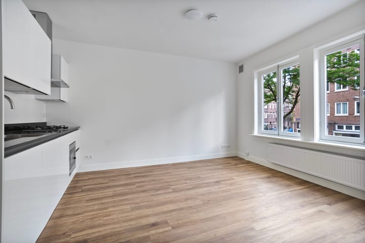 Foto 2 van Maarten Harpertszoon Trompstraat 41-1