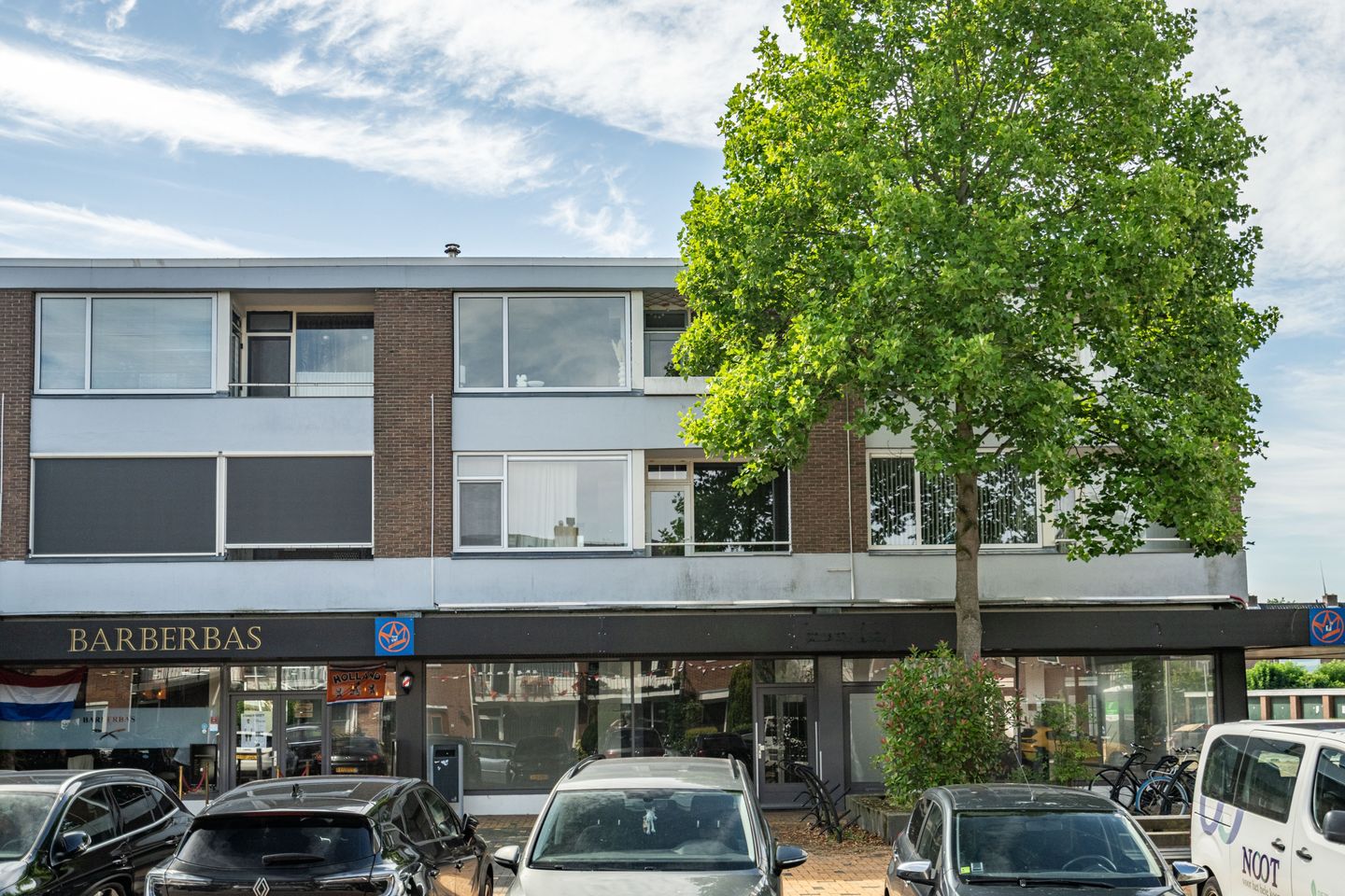 Photo 1 of Frederik Hendriklaan 56