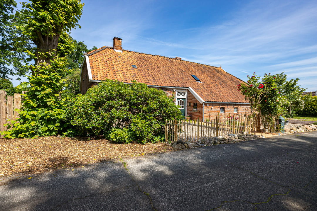 Photo 2 of 2. Norderwieke 37