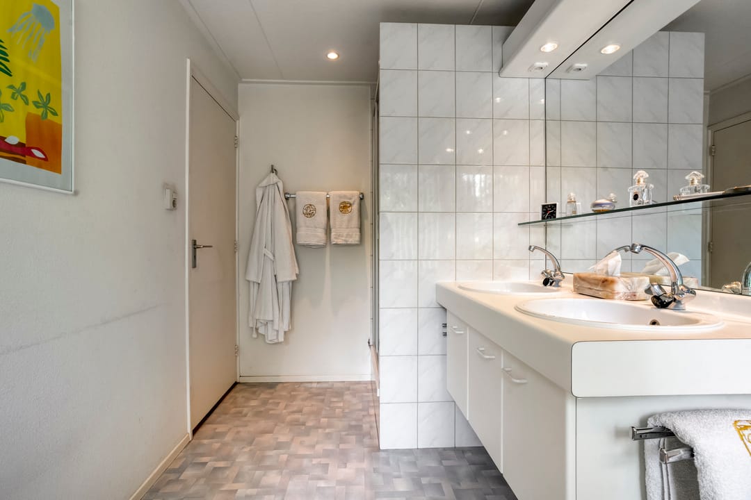 Photo 37 of Swammerdamstraat 8