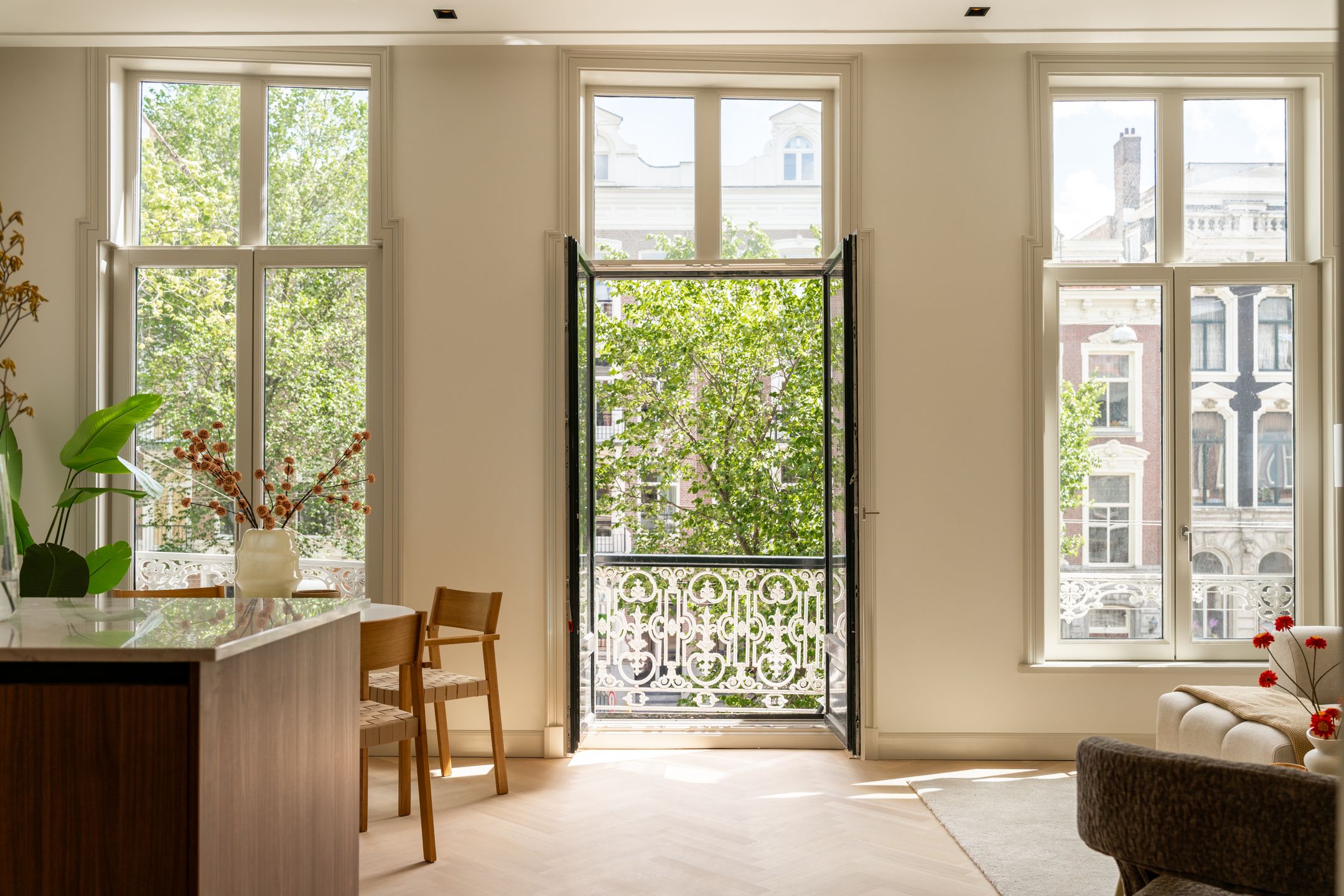 Photo 6 of Sarphatistraat 93-1