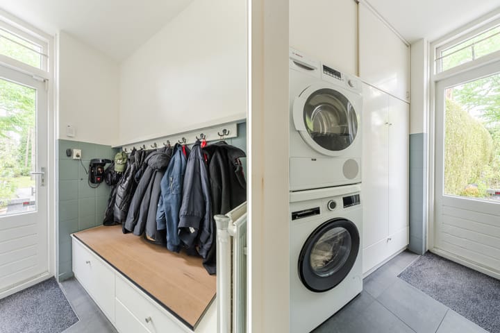 Twee-onder-één-kap te koop: Witte de Withlaan 10, Doorn