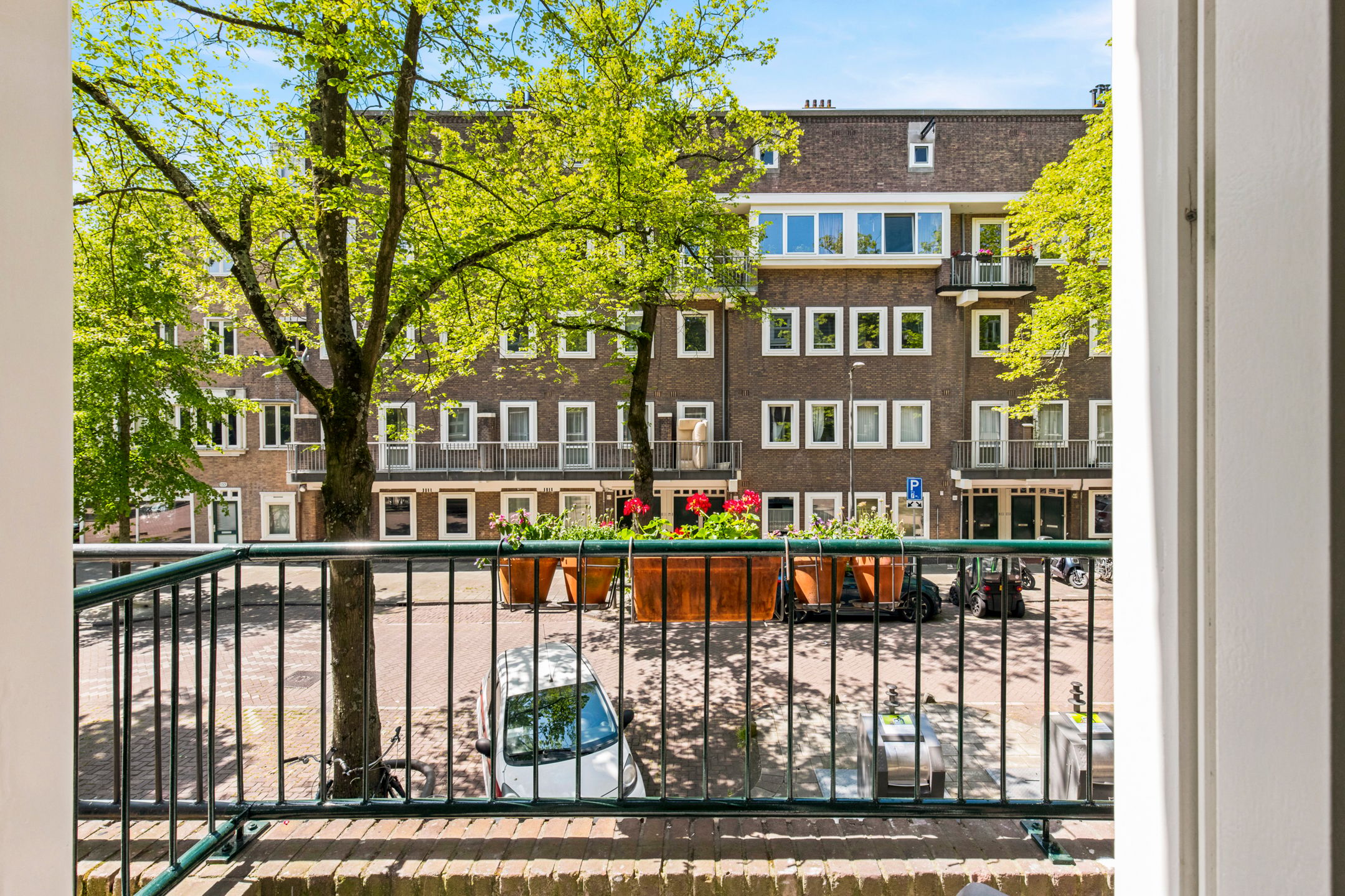 Photo 6 of Orteliusstraat 156-1
