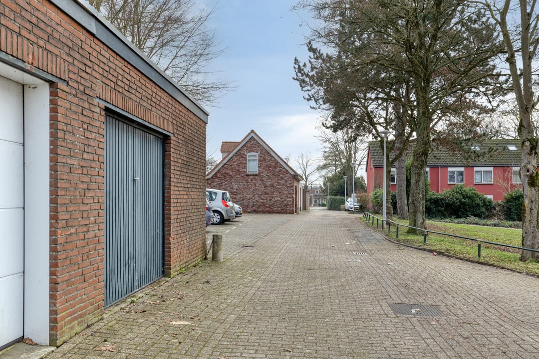 Photo 26 of Antwerpsestraatweg 370