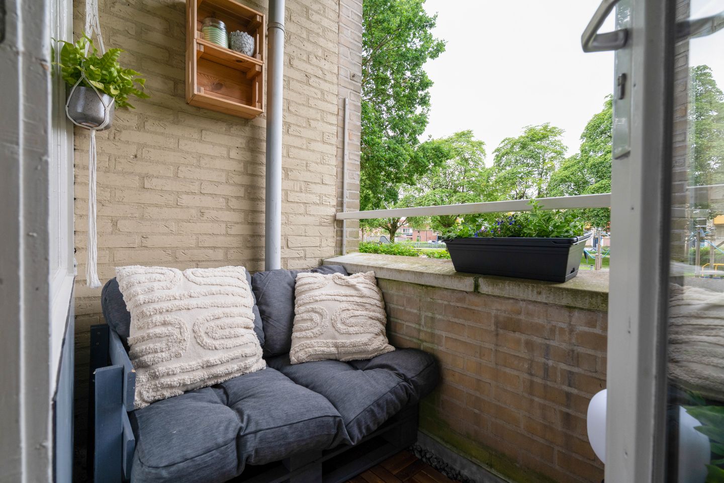 Photo 29 of Arubastraat 18