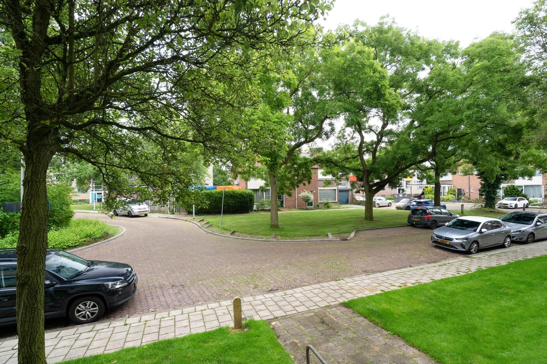 Photo 32 of Arubastraat 18