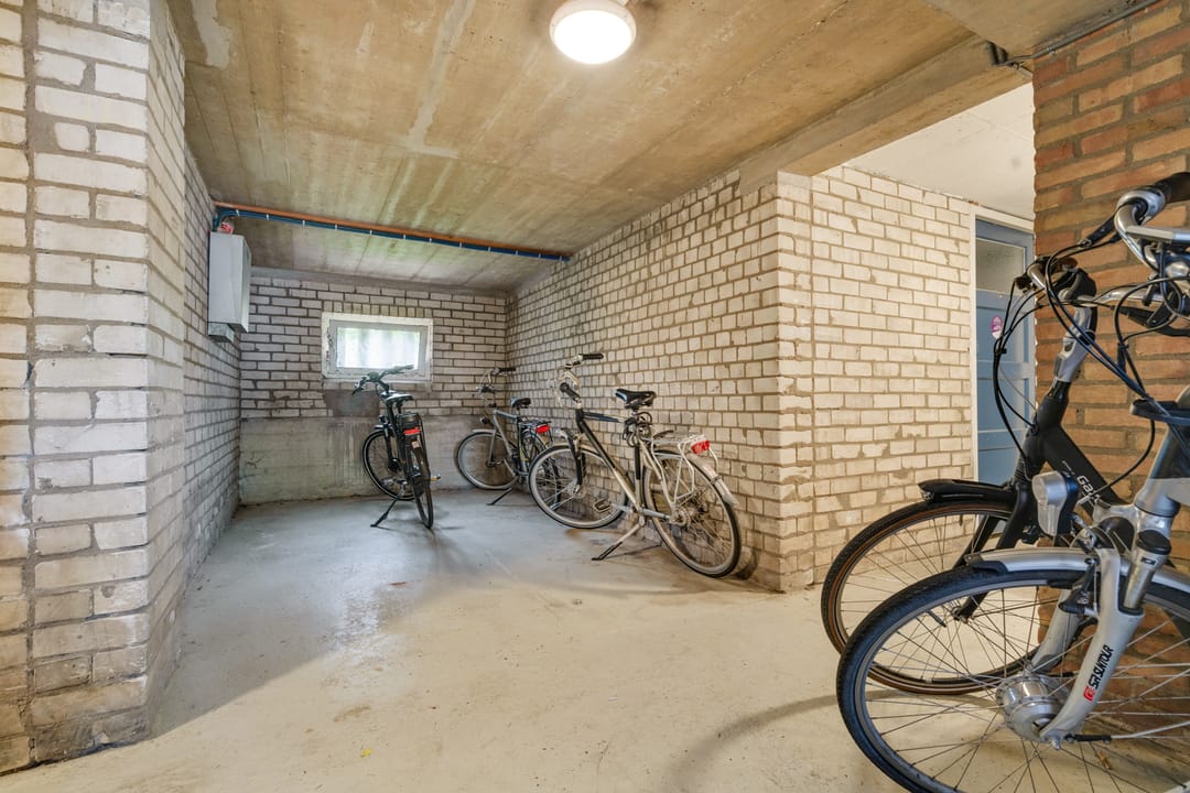 Photo 37 of Arubastraat 18