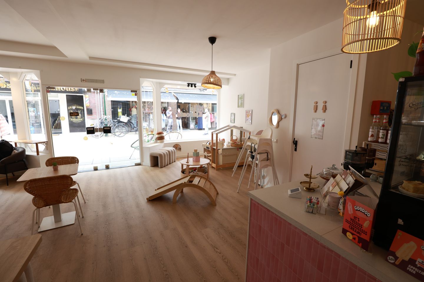 View photo 5 of Hoogstraat 159