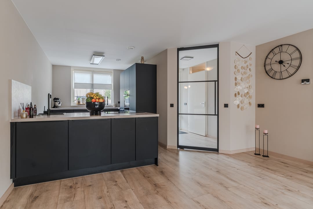 Photo 17 of Rooseveltstraat 126