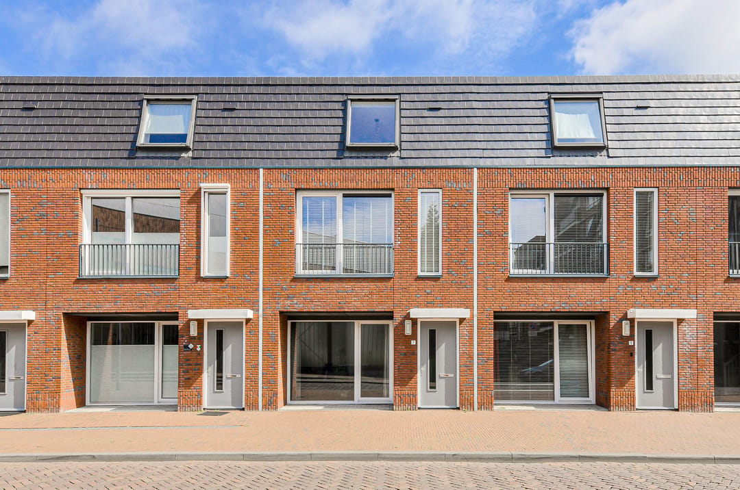 Foto 1 van Valkenstraat 7