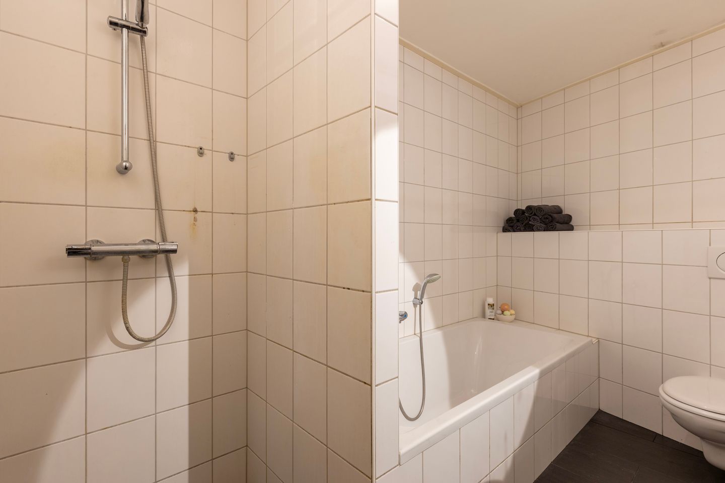 Photo 19 of Dorp 7
