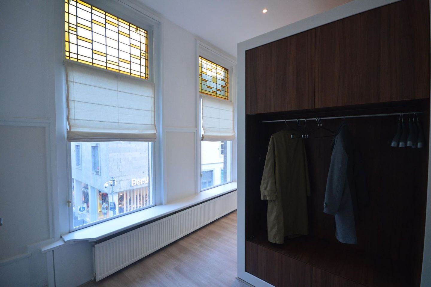 Foto 10 van Helmstraat 16-B01