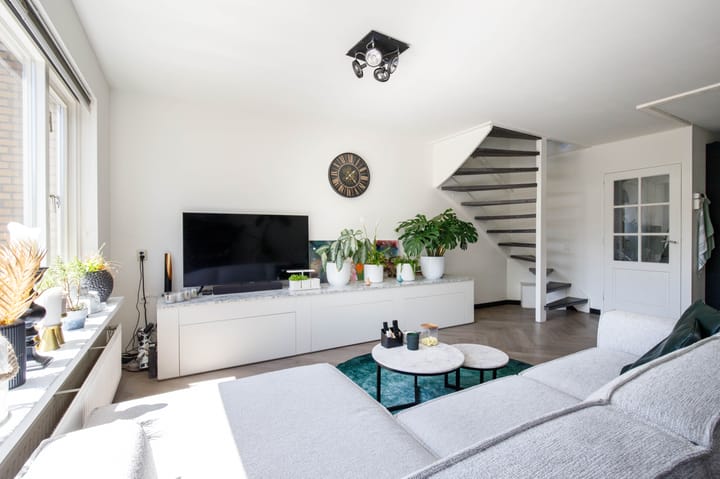 Tussenwoning te koop: Djeddalaan 119, Rotterdam