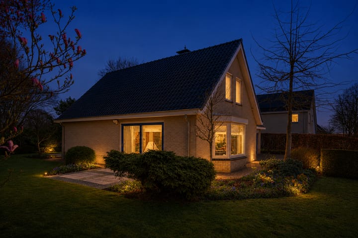 Photo 2 of Sleedoorn 1