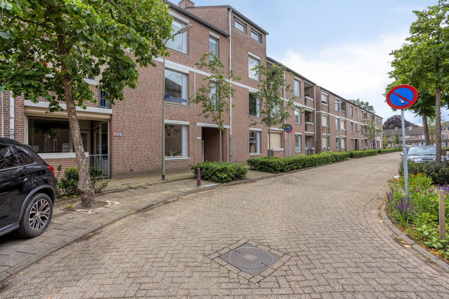 Photo 4 of Sint Sebastiaanstraat 4