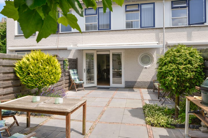 Tussenwoning te koop: Wolvenlaan 38, Hilversum