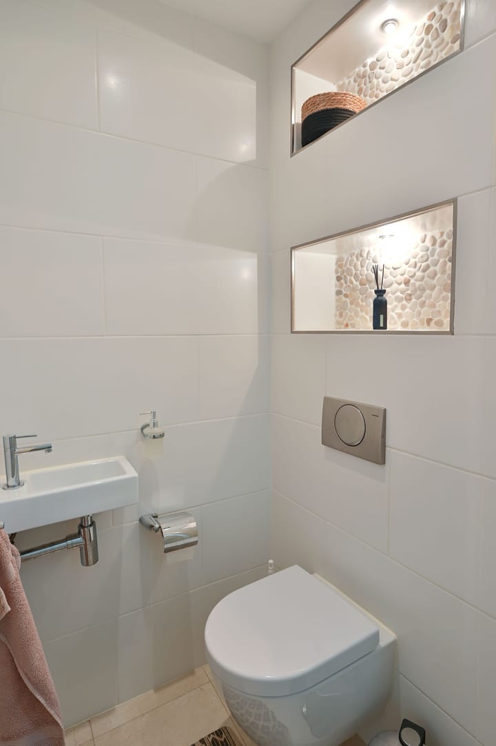 Tussenwoning te koop: Wolvenlaan 38, Hilversum