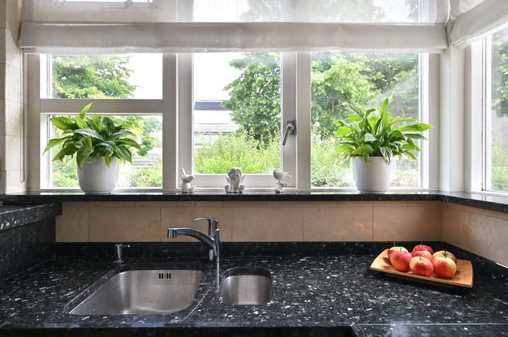 Tussenwoning te koop: Wolvenlaan 38, Hilversum