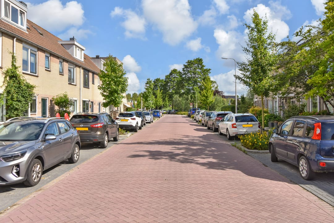 Photo 37 of Wilhelmina van Pruisenlaan 330
