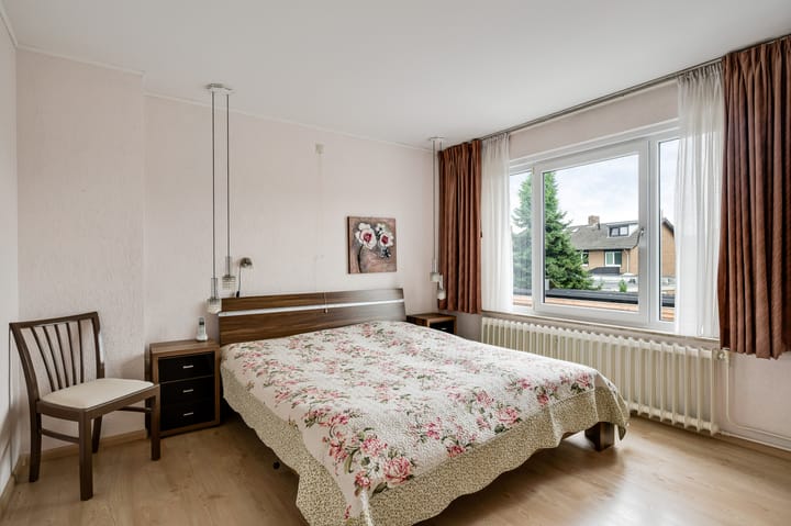 Twee-onder-één-kap te koop: Nieuwe baan 33, Herten