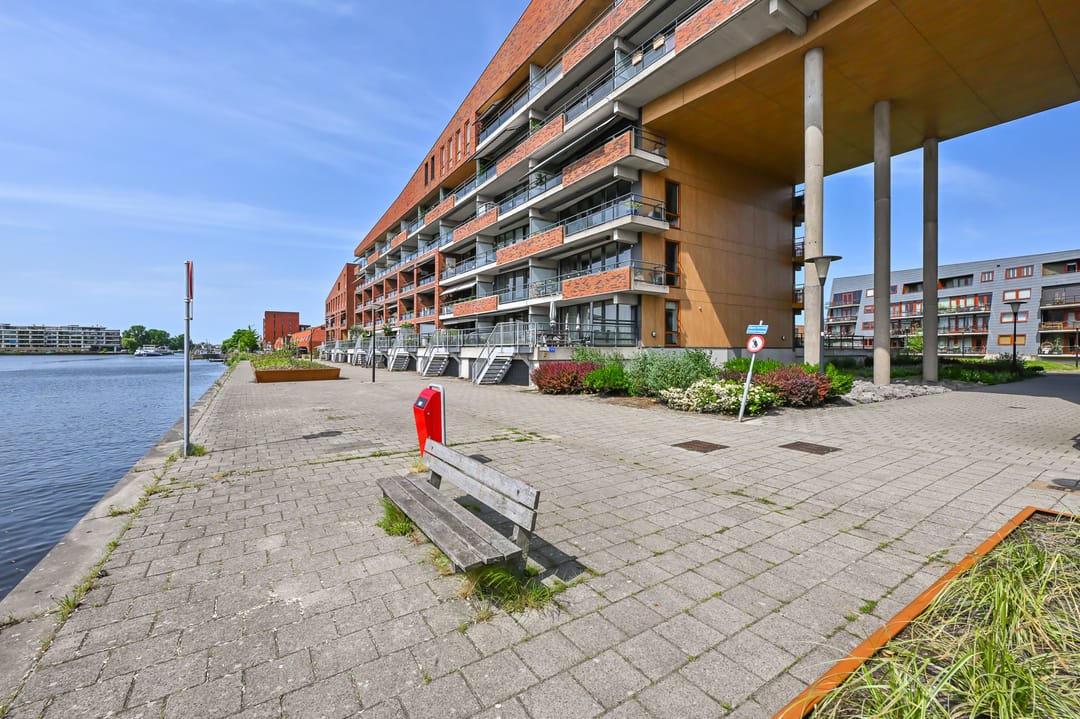 Photo 1 of Conradwerf 69