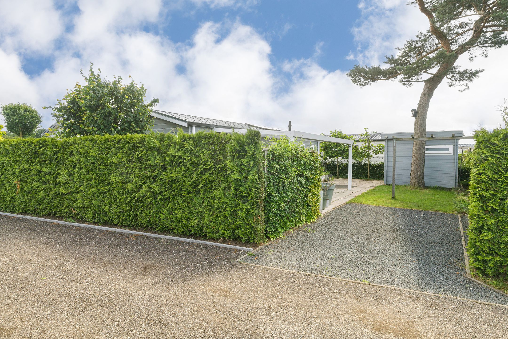 2-bedroom freehold villa in Stroe — photo 3 of 5