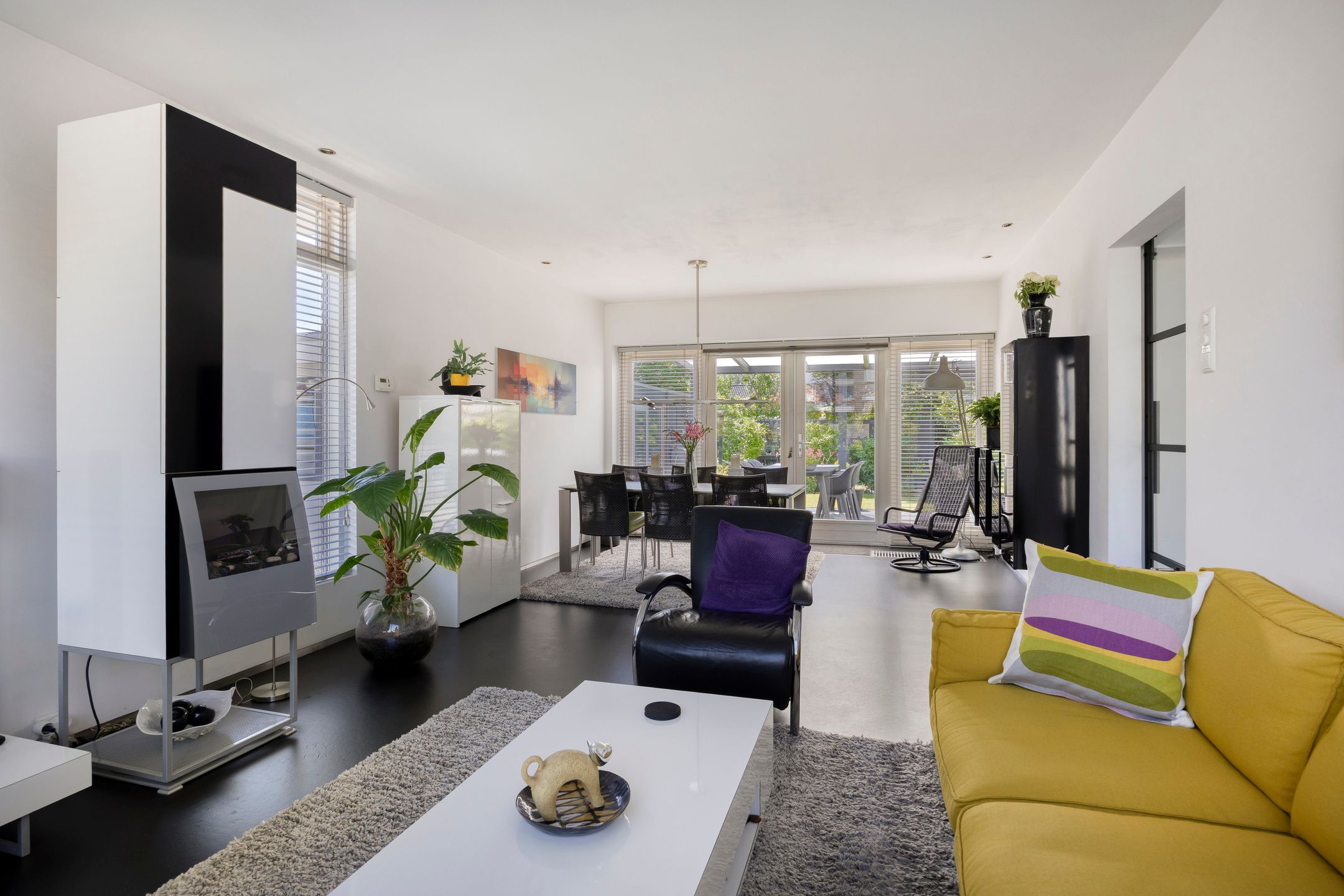 Photo 6 of Bloemenstraat 27
