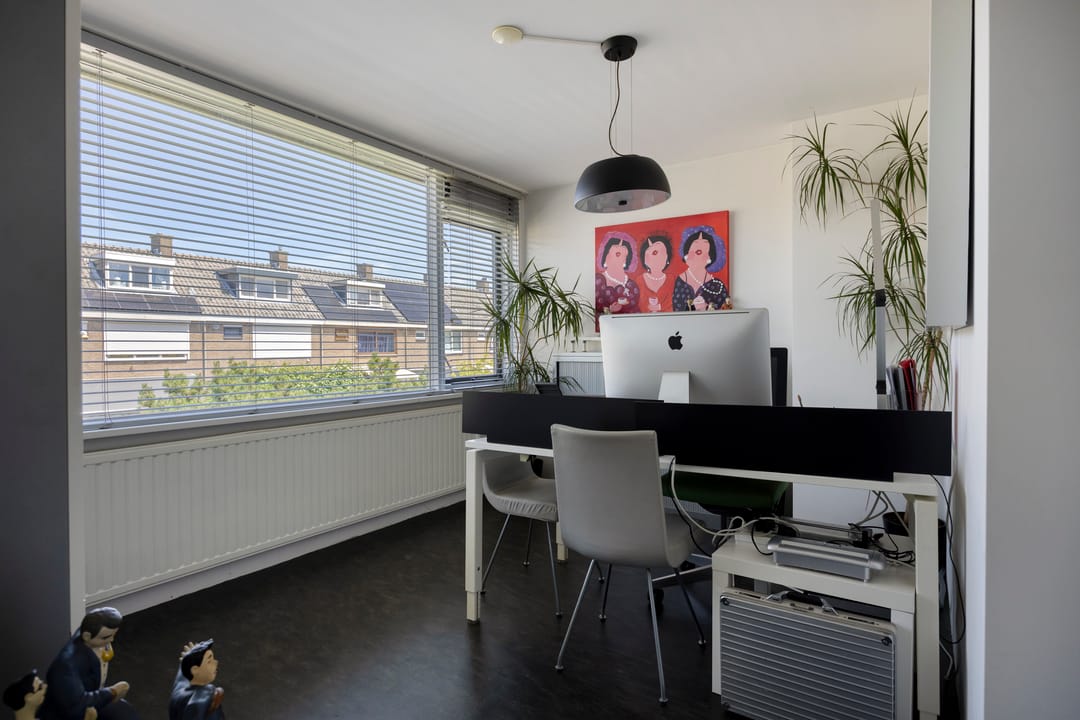 Photo 26 of Bloemenstraat 27