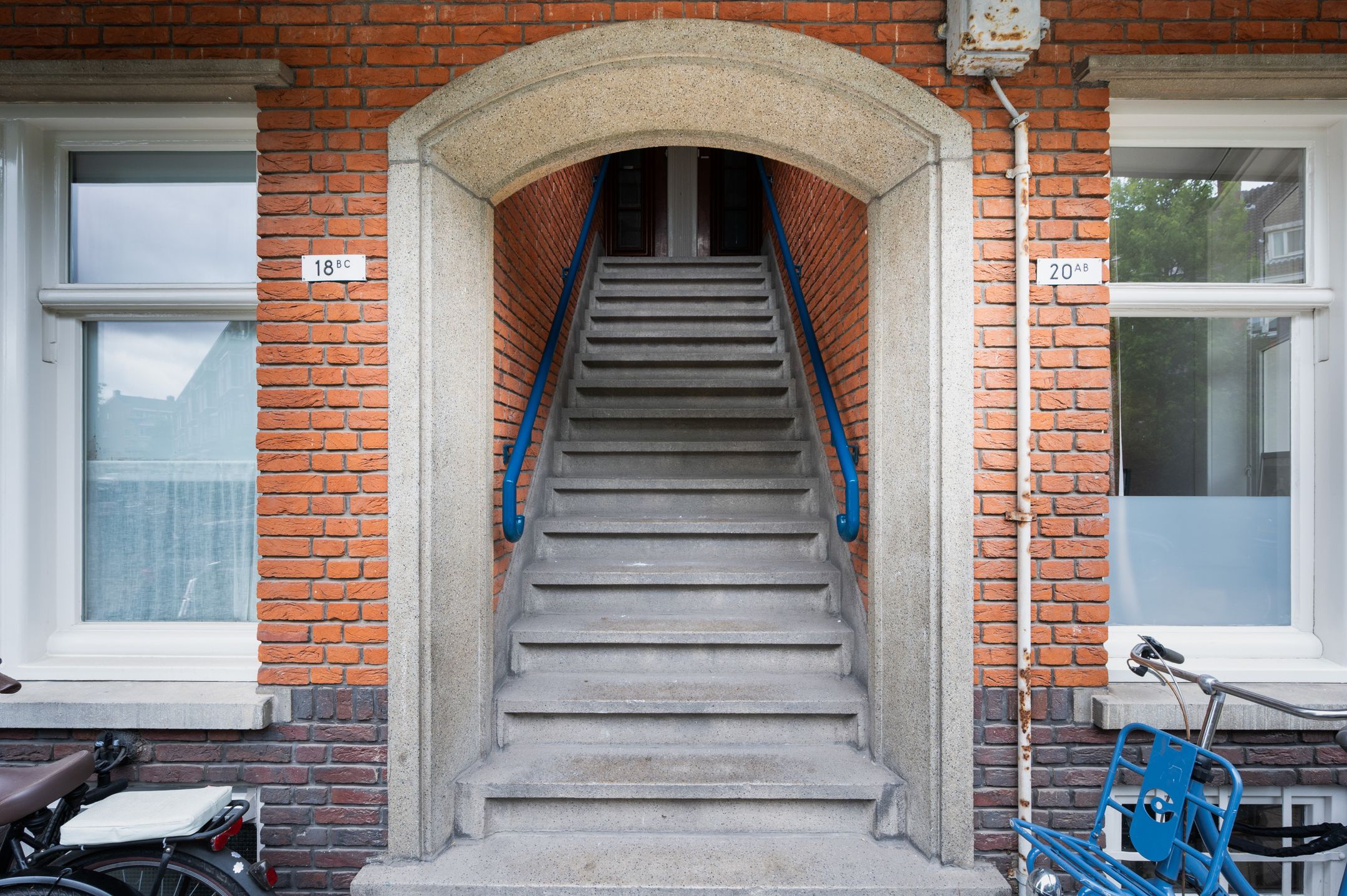 Photo 39 of Hogerbeetsstraat 20-B