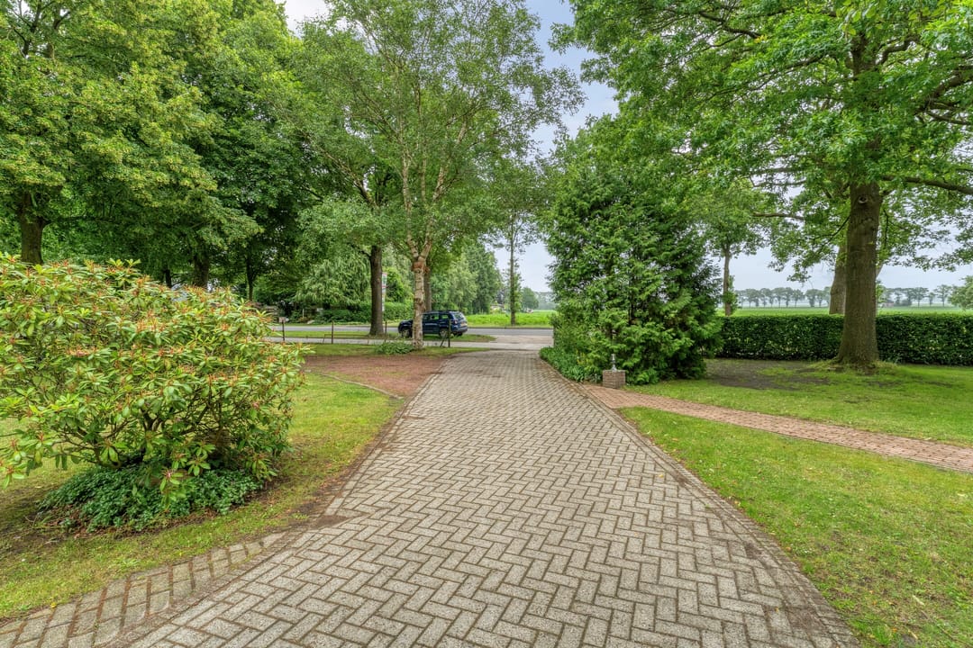Photo 13 of Rolderstraat 3