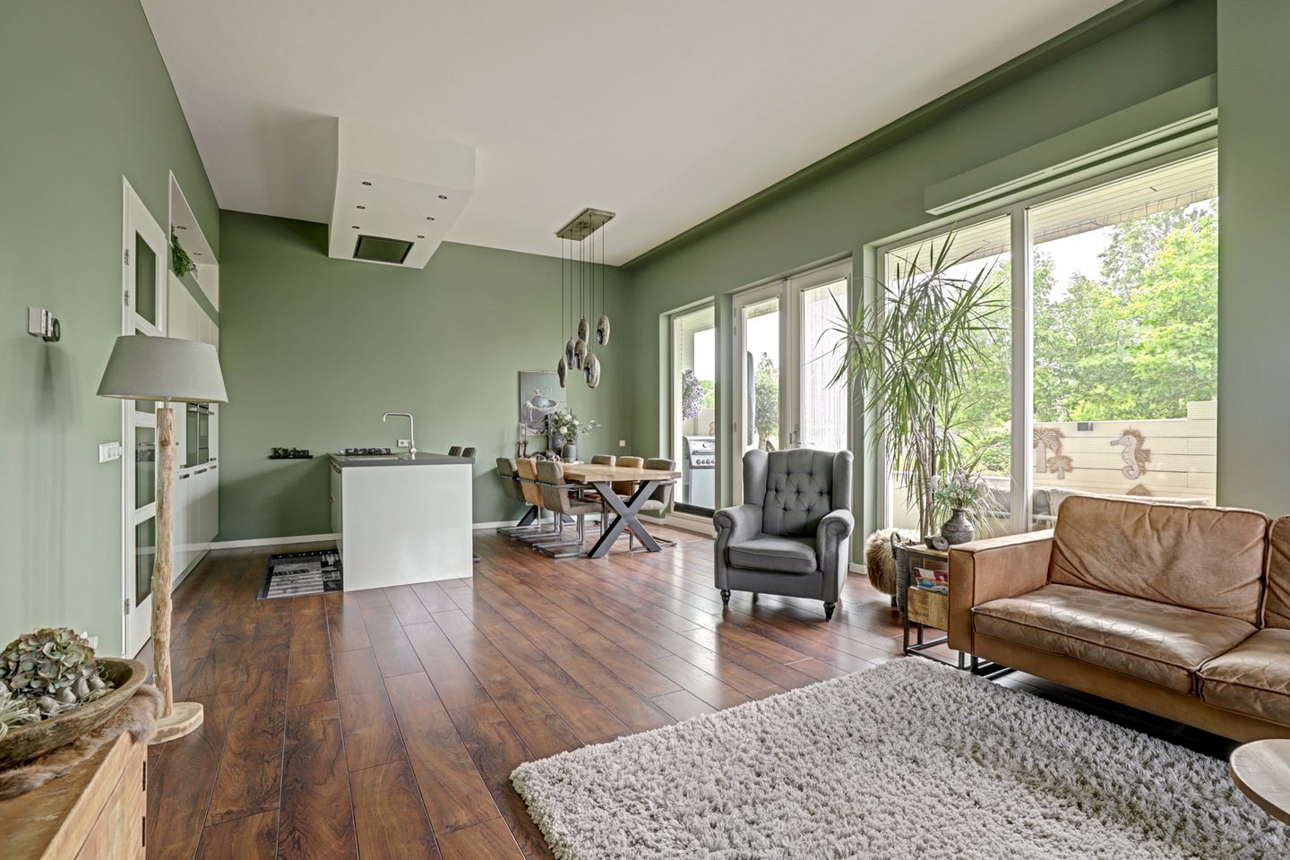 Photo 4 of van den Binckhorststraat 2