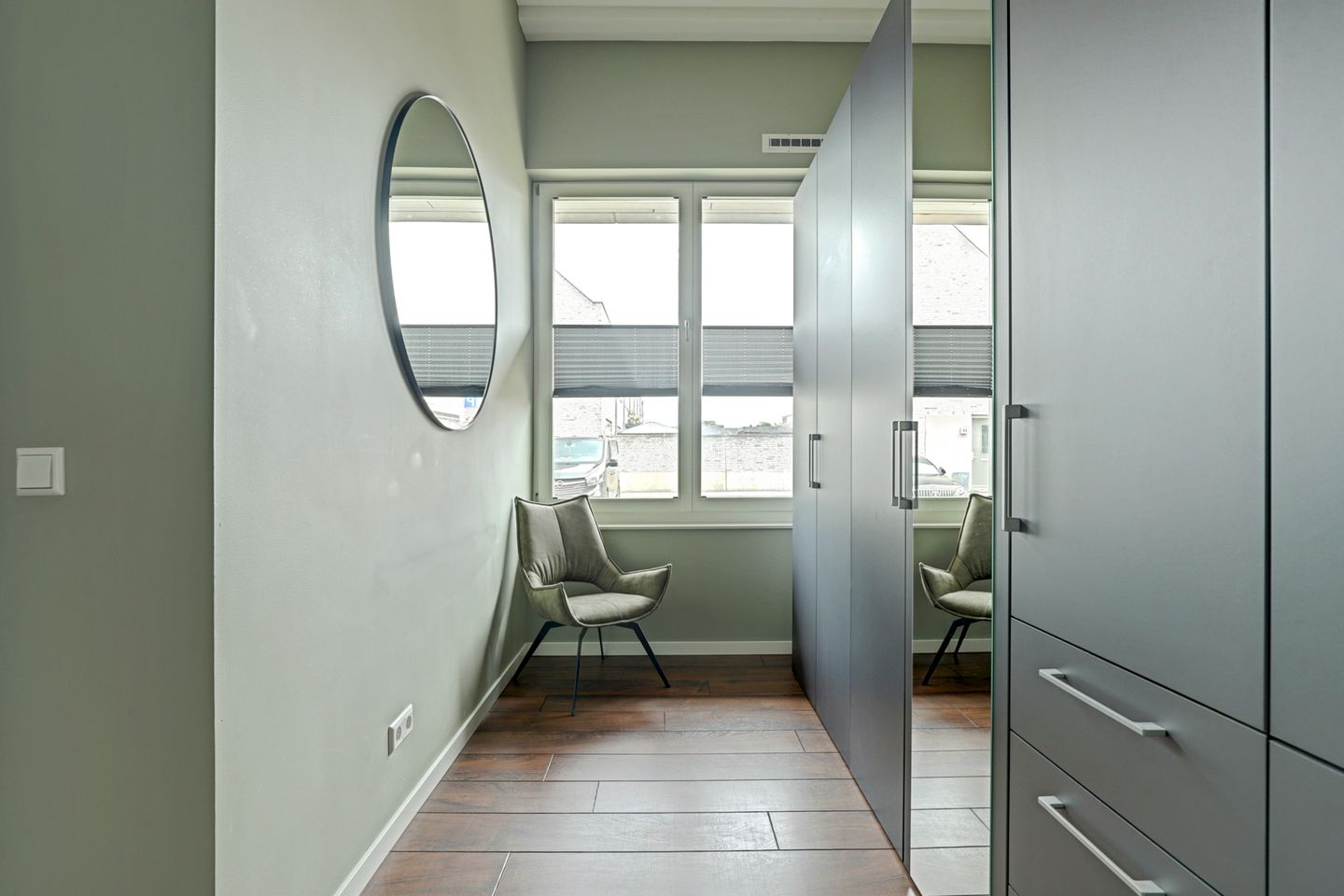 Photo 14 of van den Binckhorststraat 2