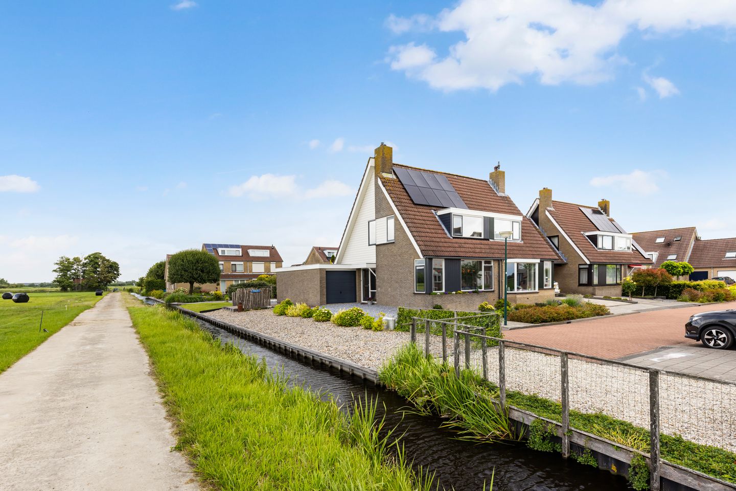 Photo 1 of Lijsterbeslaan 7