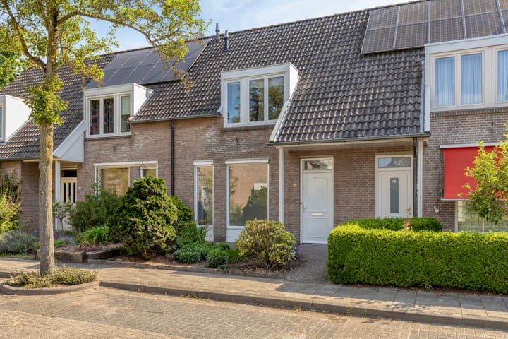 Tussenwoning te koop: Duizendblad 5, Best