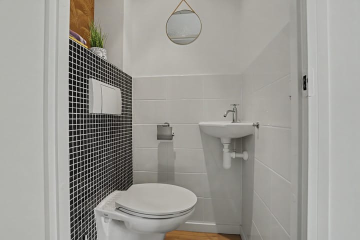 Tussenwoning te koop: De Buizerd 10, Almelo