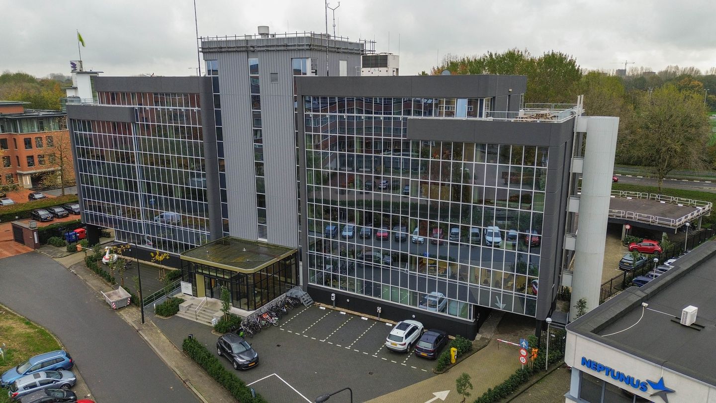 Bekijk foto 1 van Hanzeweg 14