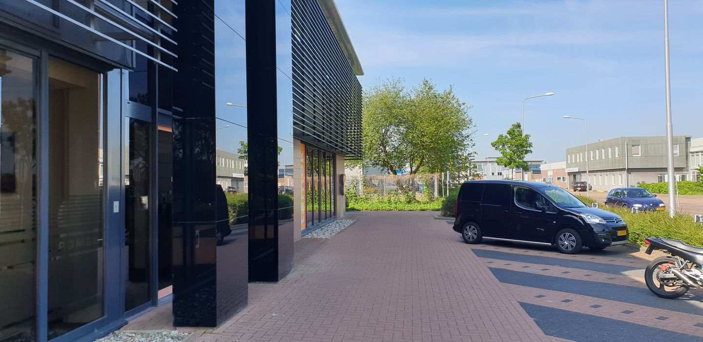 Bekijk foto 3 van Industrieweg 1-B3