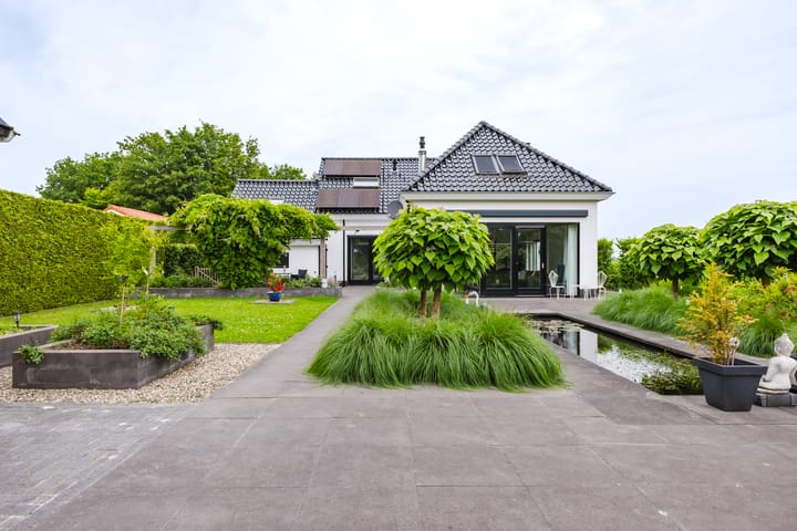 Vrijstaande woning te koop: De Tsjoele 7, Gorredijk