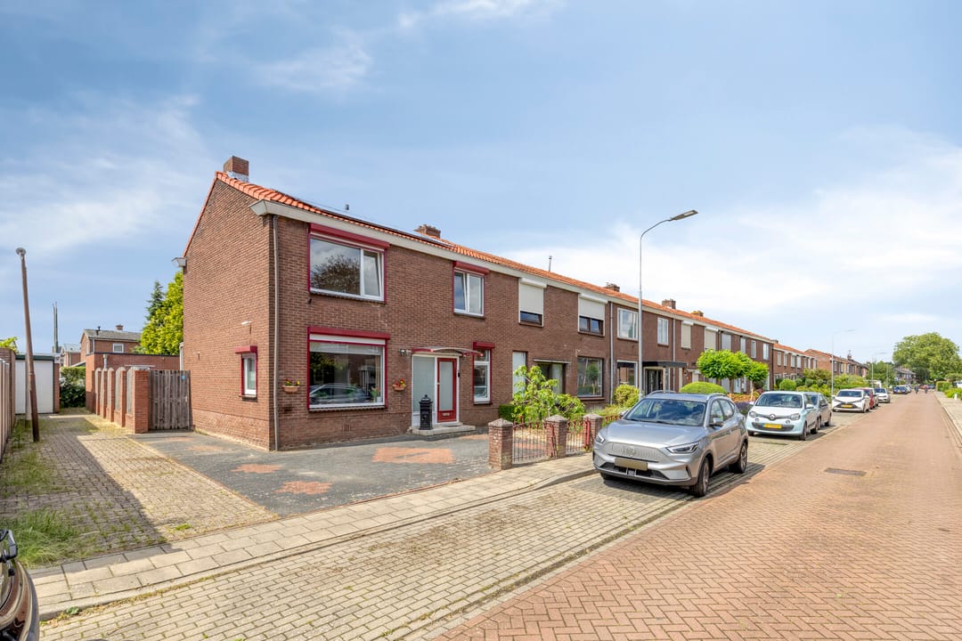 Photo 38 of Nijverheidstraat 1