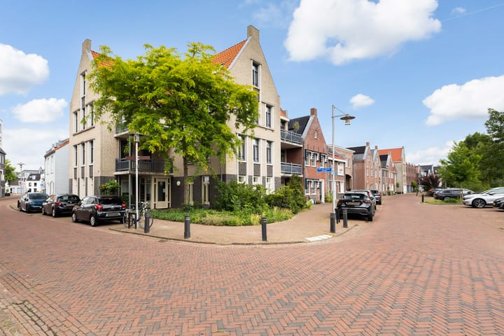 Foto 5 van J. Reyneke van Stuwestraat 27