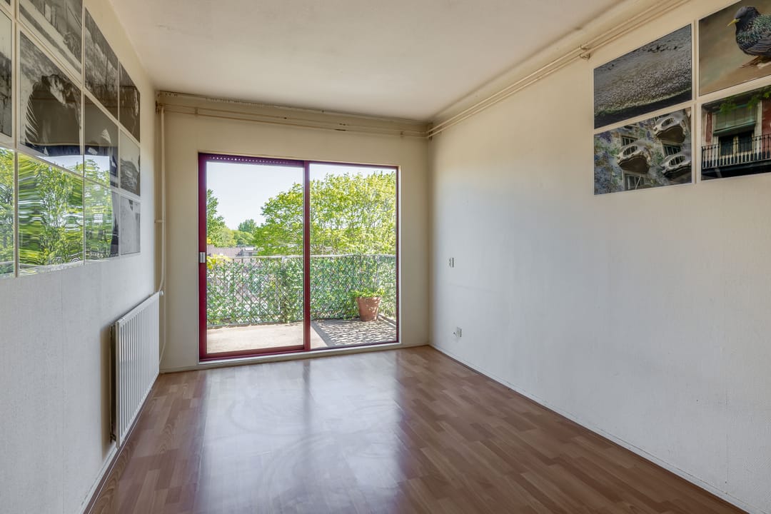 Photo 26 of Ringspoor 128