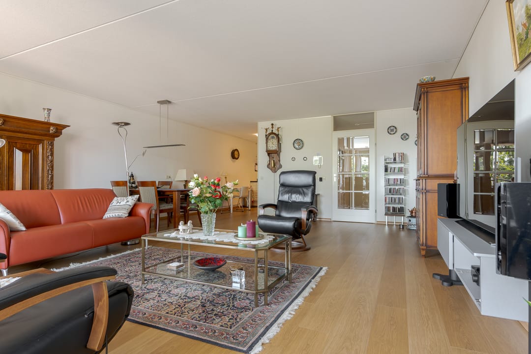 Photo 8 of Weerddwarsstraat 56