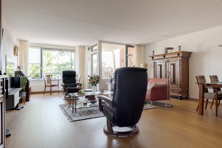 Photo 2 of Weerddwarsstraat 56