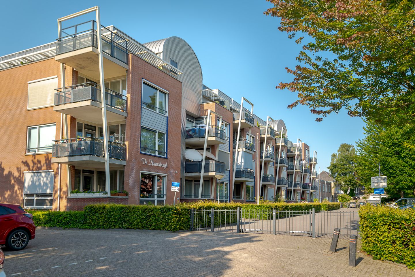 Photo 4 of Weerddwarsstraat 56